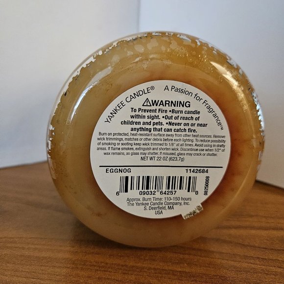 Yankee Candle Eggnog‎ 22 oz Jar Creamy Nutmeg Rum - Burned once - Picture 3 of 3